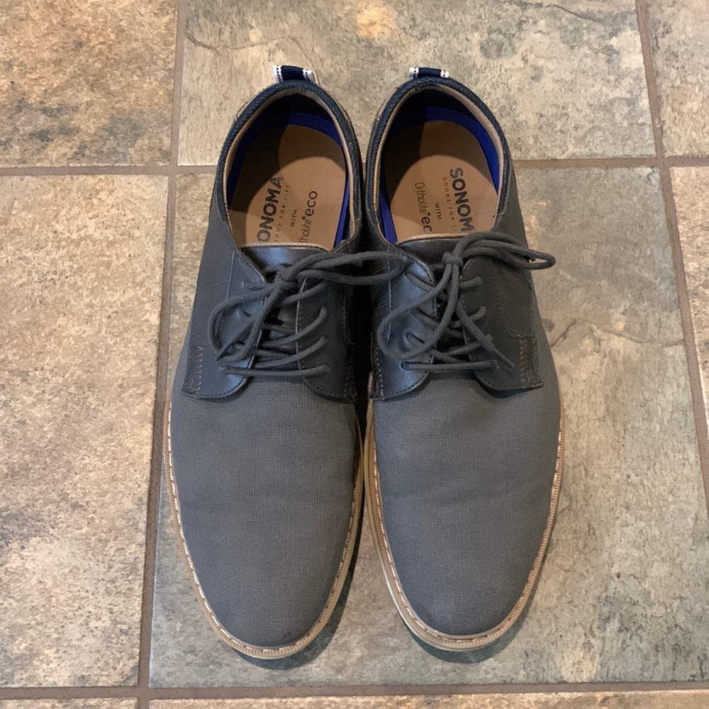 Men’s shoes